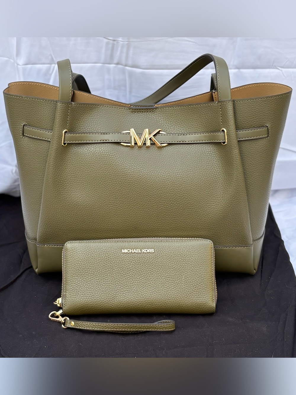 Michael Kors Olive Green Pebbled Leather Tote with Matching Wallet